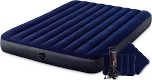 Materasso intex con cuscini